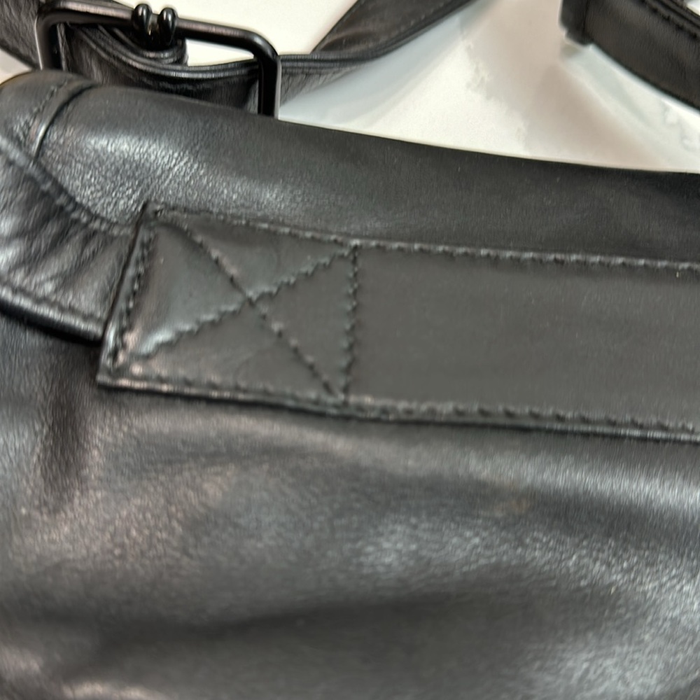 Tumi Black Leather Crossbody Belt Bag - Picture 5 of 8